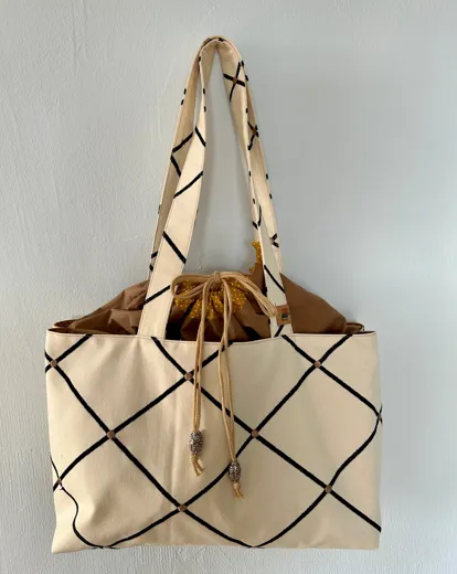 Strickprojekt-Tasche Die Elegante